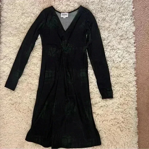 Leota Black & Green Women’s Long Sleeves Dress - Picture 2 of 7